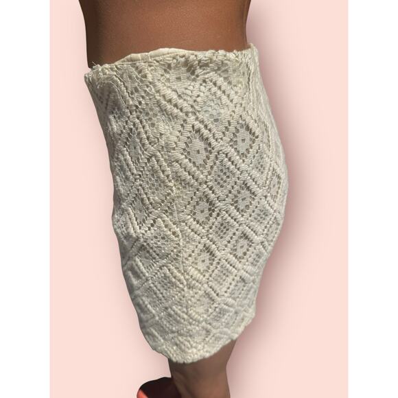 Y2K Fendi XS Crochet Mini Skirt - Picture 4 of 9
